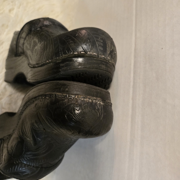 Dansko Embossed Clogs - Picture 12 of 14